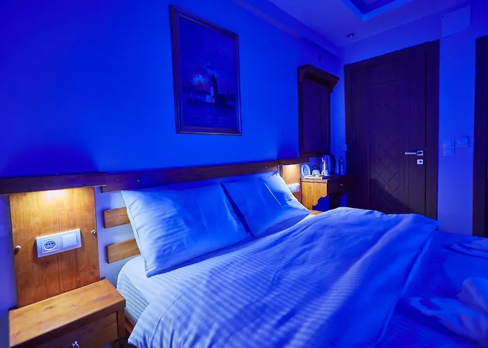 Sabina Near Grand Bazaar, Center